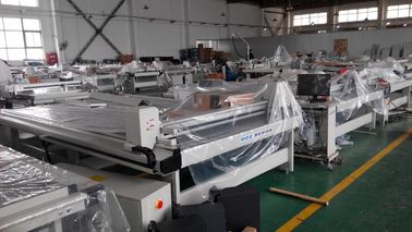 Tấm nhựa PP Tấm Ban Máy cắt Độ chính xác cao cho quảng cáo