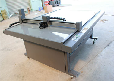 Máy cắt vải dao động CNC, Máy cắt mẫu vải 1000Mm / S