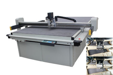 Máy làm thảm an toàn Hệ thống cắt lớp thấp tiết kiệm thời gian và tiền bạc